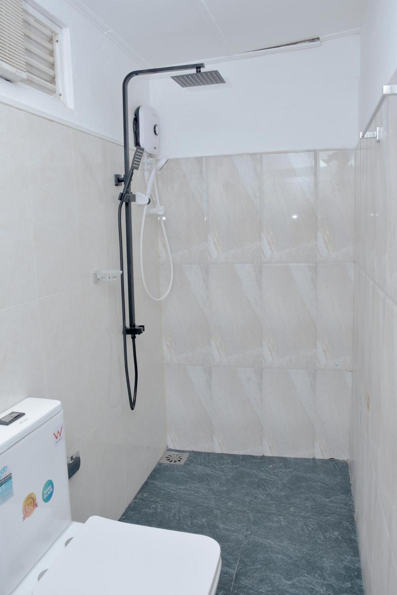 French Garden Regish Guest House Trincomalee Esterno foto